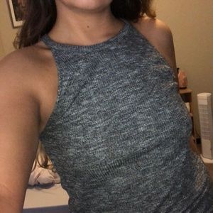 grey tank top